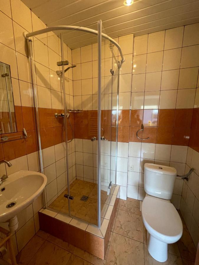 Pokoje I Domek Letniskowy Pod Kasztanem Jastarnia Exterior foto